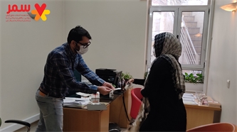 اهدای کارت هدیه به فرزندان سمر اهدای کارت هدیه به فرزندان سمر