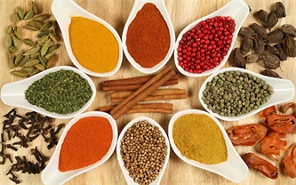 چه کسانی بیشتر در معرض سرطان سینه هستند؟ چه کسانی بیشتر در معرض سرطان سینه هستند؟